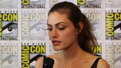 Phoebe_Tonkin__The_Originals__Teases_Hayley_s_Hybrid_Future_-_Comic-Con_2014_222.jpg