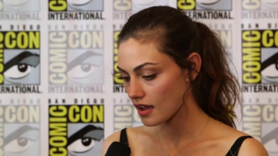 Phoebe_Tonkin__The_Originals__Teases_Hayley_s_Hybrid_Future_-_Comic-Con_2014_226.jpg