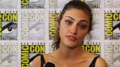 Phoebe_Tonkin__The_Originals__Teases_Hayley_s_Hybrid_Future_-_Comic-Con_2014_231.jpg