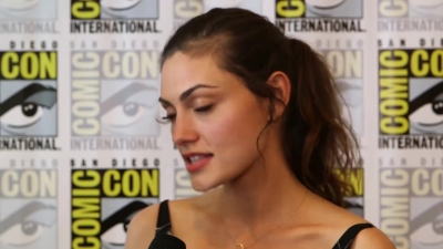 Phoebe_Tonkin__The_Originals__Teases_Hayley_s_Hybrid_Future_-_Comic-Con_2014_239.jpg