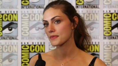 Phoebe_Tonkin__The_Originals__Teases_Hayley_s_Hybrid_Future_-_Comic-Con_2014_243.jpg