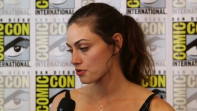 Phoebe_Tonkin__The_Originals__Teases_Hayley_s_Hybrid_Future_-_Comic-Con_2014_245.jpg