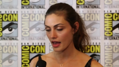 Phoebe_Tonkin__The_Originals__Teases_Hayley_s_Hybrid_Future_-_Comic-Con_2014_247.jpg