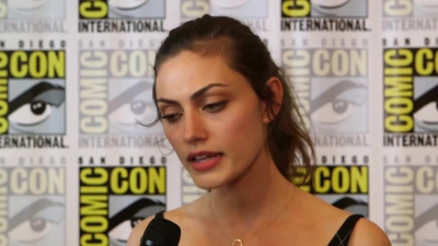 Phoebe_Tonkin__The_Originals__Teases_Hayley_s_Hybrid_Future_-_Comic-Con_2014_250.jpg