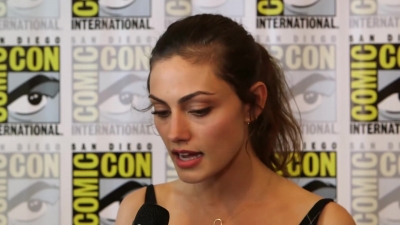 Phoebe_Tonkin__The_Originals__Teases_Hayley_s_Hybrid_Future_-_Comic-Con_2014_251.jpg
