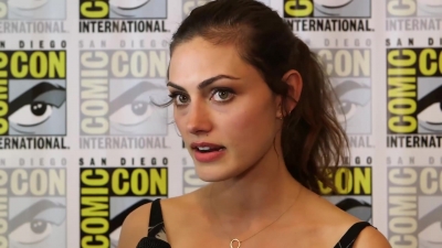 Phoebe_Tonkin__The_Originals__Teases_Hayley_s_Hybrid_Future_-_Comic-Con_2014_265.jpg