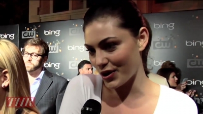 Phoebe_Tonkin__The_Secret_Circle__205.jpg