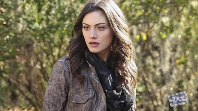 THE_ORIGINALS_Star_Phoebe_Tonkin_Plays__Werewolf_Or_Vampire_0184.jpg