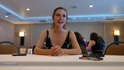 The_Originals__Interview_mit_Phoebe_Tonkin_28Hayley29_auf_der_Comic-Con_2014_009.jpg