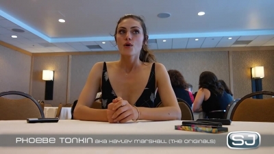 The_Originals__Interview_mit_Phoebe_Tonkin_28Hayley29_auf_der_Comic-Con_2014_018.jpg