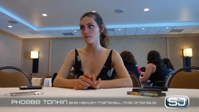 The_Originals__Interview_mit_Phoebe_Tonkin_28Hayley29_auf_der_Comic-Con_2014_038.jpg
