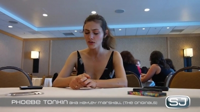 The_Originals__Interview_mit_Phoebe_Tonkin_28Hayley29_auf_der_Comic-Con_2014_050.jpg