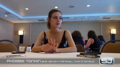 The_Originals__Interview_mit_Phoebe_Tonkin_28Hayley29_auf_der_Comic-Con_2014_057.jpg