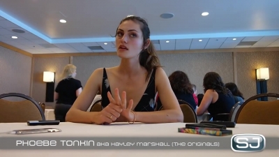The_Originals__Interview_mit_Phoebe_Tonkin_28Hayley29_auf_der_Comic-Con_2014_082.jpg