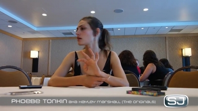 The_Originals__Interview_mit_Phoebe_Tonkin_28Hayley29_auf_der_Comic-Con_2014_098.jpg