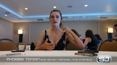 The_Originals__Interview_mit_Phoebe_Tonkin_28Hayley29_auf_der_Comic-Con_2014_118.jpg