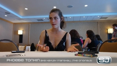 The_Originals__Interview_mit_Phoebe_Tonkin_28Hayley29_auf_der_Comic-Con_2014_124.jpg
