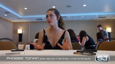 The_Originals__Interview_mit_Phoebe_Tonkin_28Hayley29_auf_der_Comic-Con_2014_131.jpg