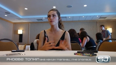 The_Originals__Interview_mit_Phoebe_Tonkin_28Hayley29_auf_der_Comic-Con_2014_132.jpg