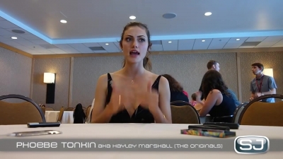 The_Originals__Interview_mit_Phoebe_Tonkin_28Hayley29_auf_der_Comic-Con_2014_134.jpg
