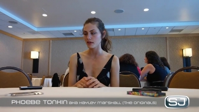 The_Originals__Interview_mit_Phoebe_Tonkin_28Hayley29_auf_der_Comic-Con_2014_155.jpg