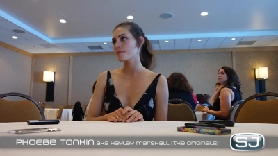 The_Originals__Interview_mit_Phoebe_Tonkin_28Hayley29_auf_der_Comic-Con_2014_169.jpg