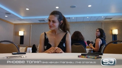 The_Originals__Interview_mit_Phoebe_Tonkin_28Hayley29_auf_der_Comic-Con_2014_178.jpg