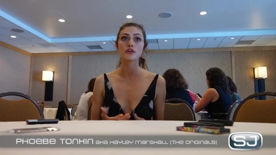 The_Originals__Interview_mit_Phoebe_Tonkin_28Hayley29_auf_der_Comic-Con_2014_254.jpg