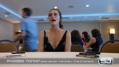 The_Originals__Interview_mit_Phoebe_Tonkin_28Hayley29_auf_der_Comic-Con_2014_282.jpg