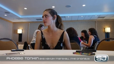 The_Originals__Interview_mit_Phoebe_Tonkin_28Hayley29_auf_der_Comic-Con_2014_292.jpg