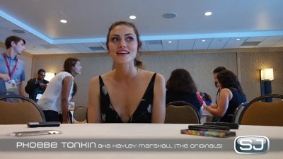 The_Originals__Interview_mit_Phoebe_Tonkin_28Hayley29_auf_der_Comic-Con_2014_303.jpg