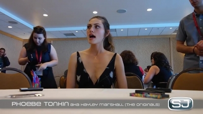 The_Originals__Interview_mit_Phoebe_Tonkin_28Hayley29_auf_der_Comic-Con_2014_329.jpg