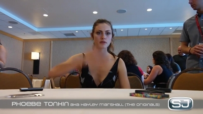 The_Originals__Interview_mit_Phoebe_Tonkin_28Hayley29_auf_der_Comic-Con_2014_353.jpg