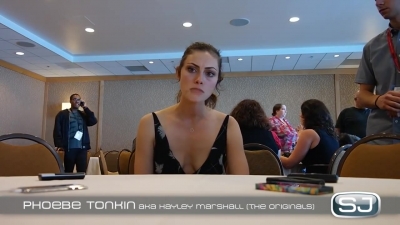 The_Originals__Interview_mit_Phoebe_Tonkin_28Hayley29_auf_der_Comic-Con_2014_363.jpg