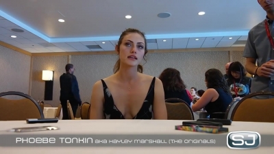 The_Originals__Interview_mit_Phoebe_Tonkin_28Hayley29_auf_der_Comic-Con_2014_372.jpg