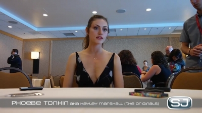 The_Originals__Interview_mit_Phoebe_Tonkin_28Hayley29_auf_der_Comic-Con_2014_377.jpg