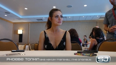 The_Originals__Interview_mit_Phoebe_Tonkin_28Hayley29_auf_der_Comic-Con_2014_382.jpg