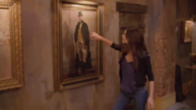 The_Originals__Phoebe_Tonkin_s_On_Set_Tour___Entertainment_Weekly_0155.jpg