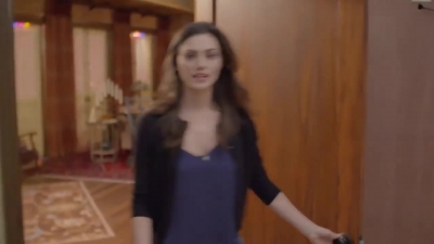 The_Originals__Phoebe_Tonkin_s_On_Set_Tour___Entertainment_Weekly_0323.jpg