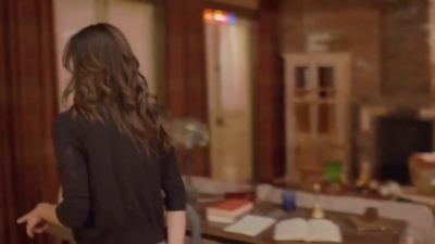 The_Originals__Phoebe_Tonkin_s_On_Set_Tour___Entertainment_Weekly_0382.jpg