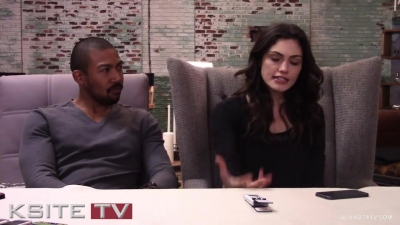 The_Originals_on_Set__Charles_Michael_Davis___Phoebe_Tonkin_0033.jpg