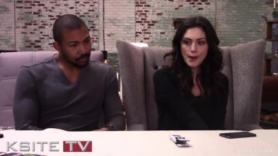 The_Originals_on_Set__Charles_Michael_Davis___Phoebe_Tonkin_0051.jpg