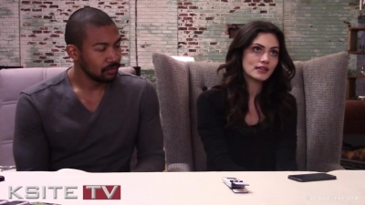 The_Originals_on_Set__Charles_Michael_Davis___Phoebe_Tonkin_0058.jpg