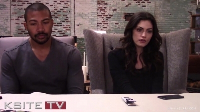 The_Originals_on_Set__Charles_Michael_Davis___Phoebe_Tonkin_0066.jpg