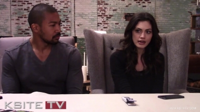The_Originals_on_Set__Charles_Michael_Davis___Phoebe_Tonkin_0075.jpg