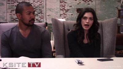 The_Originals_on_Set__Charles_Michael_Davis___Phoebe_Tonkin_0083.jpg
