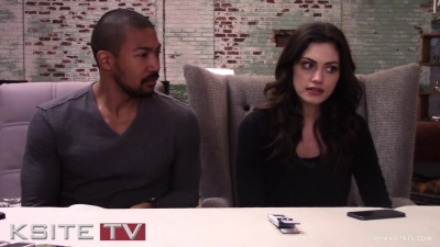 The_Originals_on_Set__Charles_Michael_Davis___Phoebe_Tonkin_0098.jpg