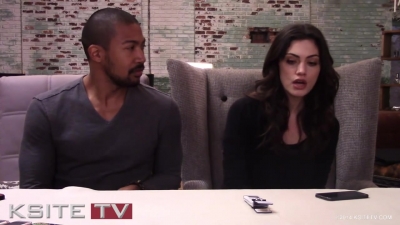 The_Originals_on_Set__Charles_Michael_Davis___Phoebe_Tonkin_0127.jpg