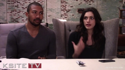 The_Originals_on_Set__Charles_Michael_Davis___Phoebe_Tonkin_0150.jpg