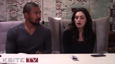 The_Originals_on_Set__Charles_Michael_Davis___Phoebe_Tonkin_0163.jpg